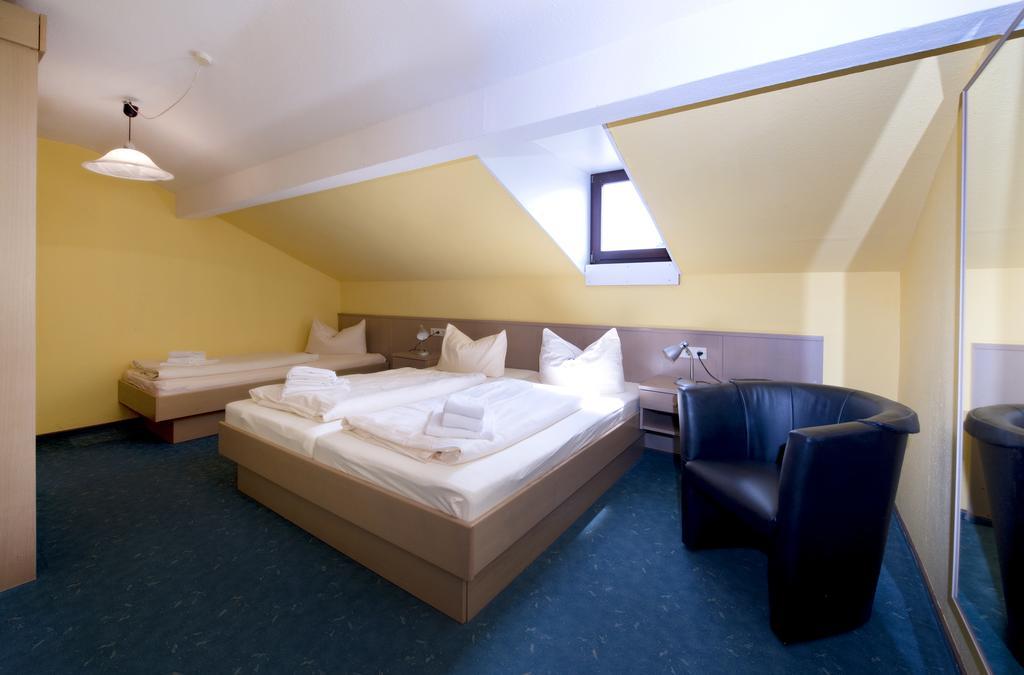 Appartementhaus-Edelweiss Bad Fussing Room photo